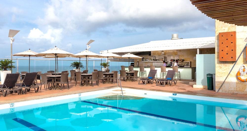 Hotel Capilla Del Mar Kartagena Zewnętrze zdjęcie Rooftop pool at the Hilton Tel Aviv