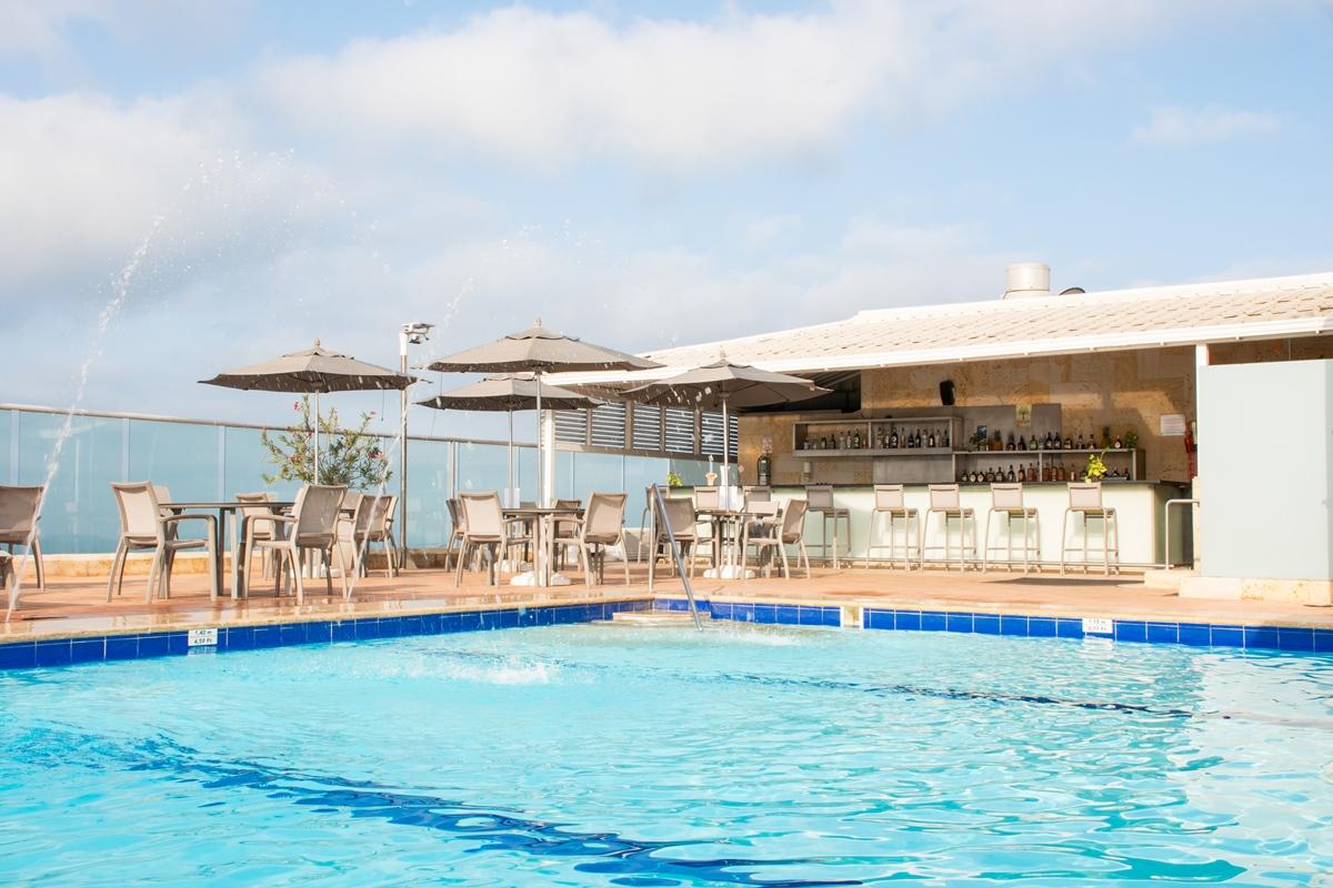 Hotel Capilla Del Mar Kartagena Zewnętrze zdjęcie Rooftop pool at the hotel