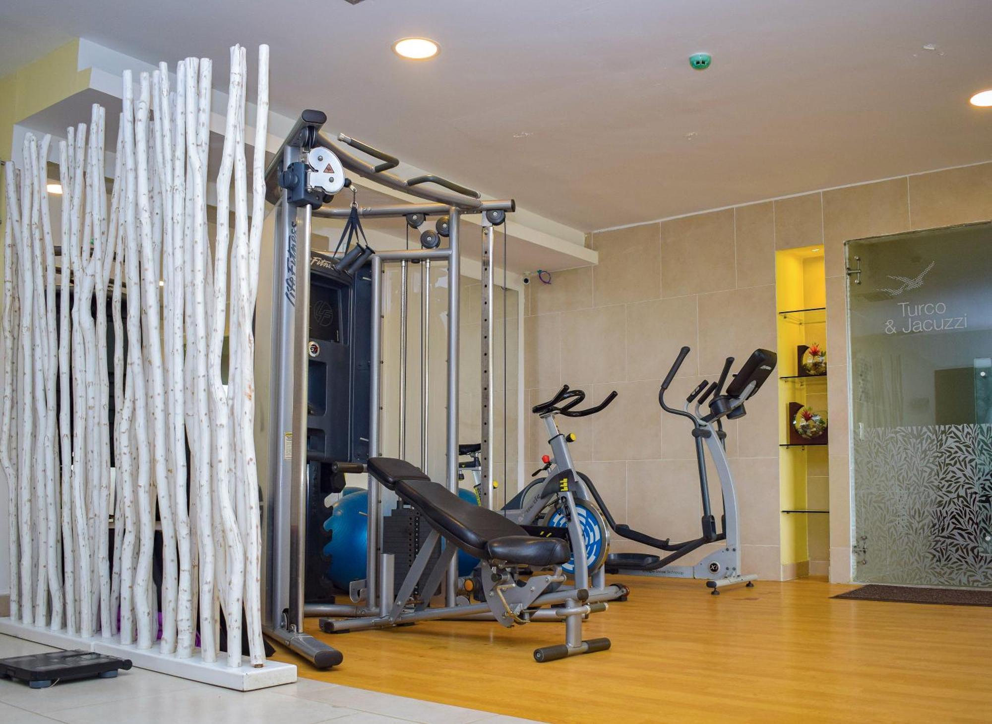 Hotel Capilla Del Mar Kartagena Zewnętrze zdjęcie The gym at the hotel