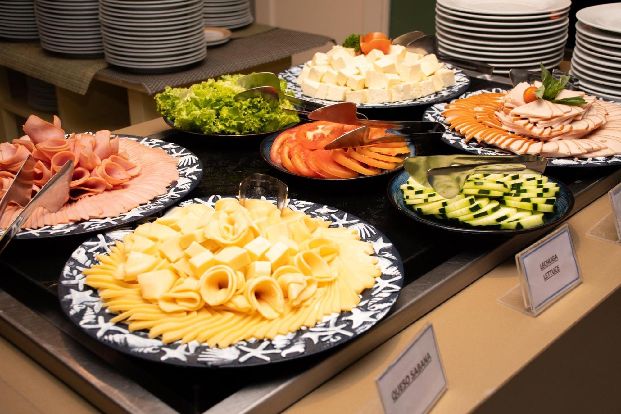 Hotel Capilla Del Mar Kartagena Zewnętrze zdjęcie A cheese platter